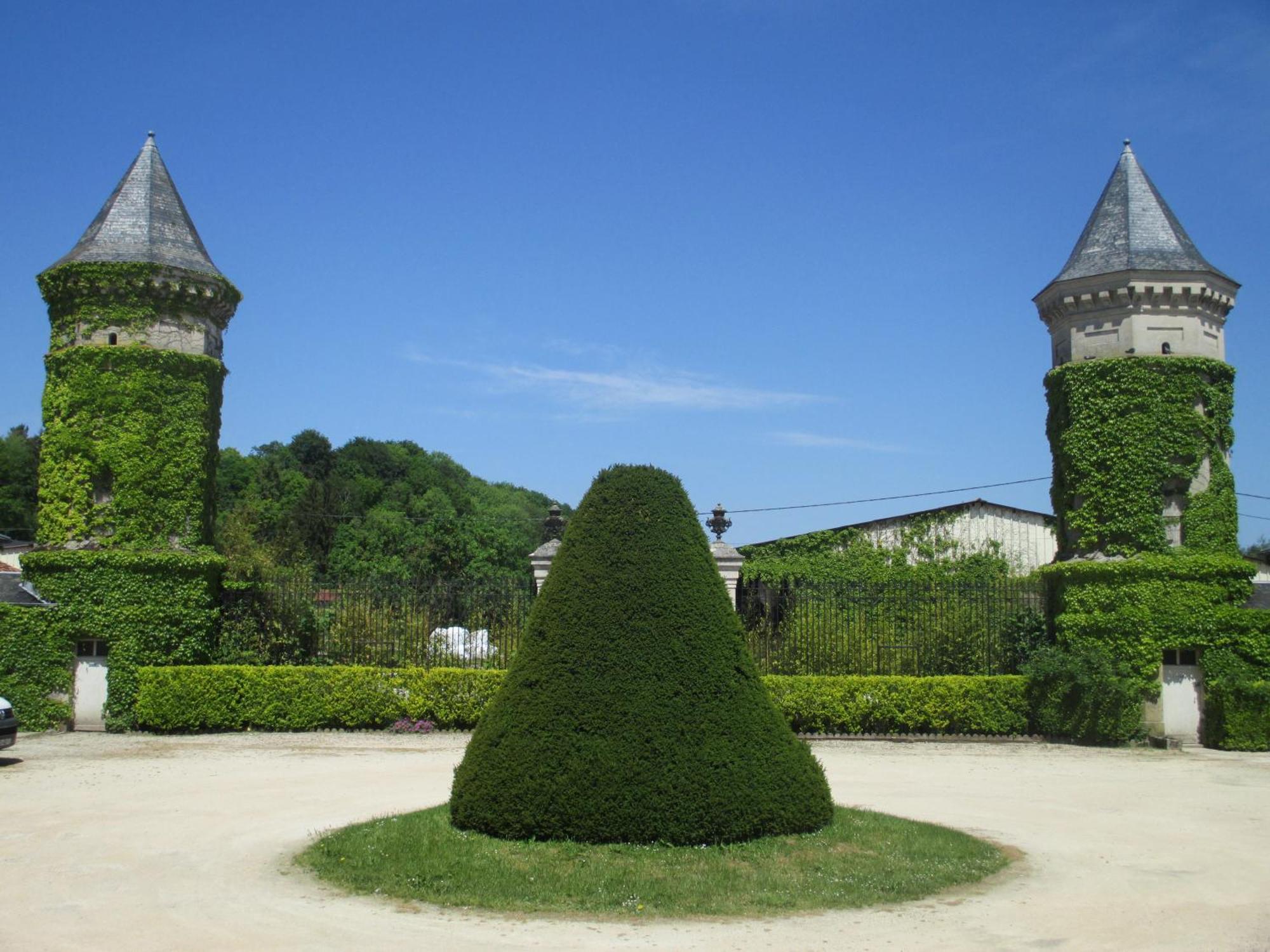 Chateau Des Monthairons Hotel Restaurant Gastromaison Spa Privatif Les Monthairons Exterior foto