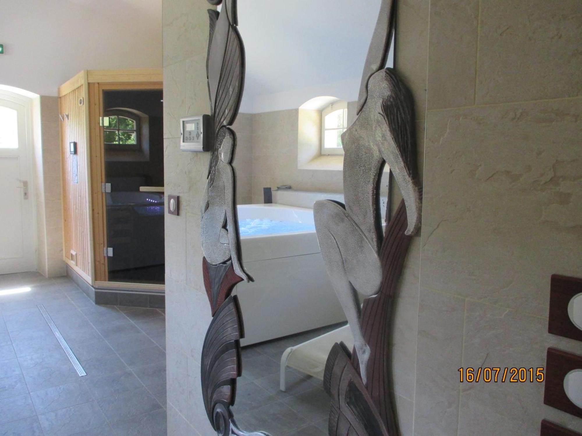 Chateau Des Monthairons Hotel Restaurant Gastromaison Spa Privatif Les Monthairons Exterior foto